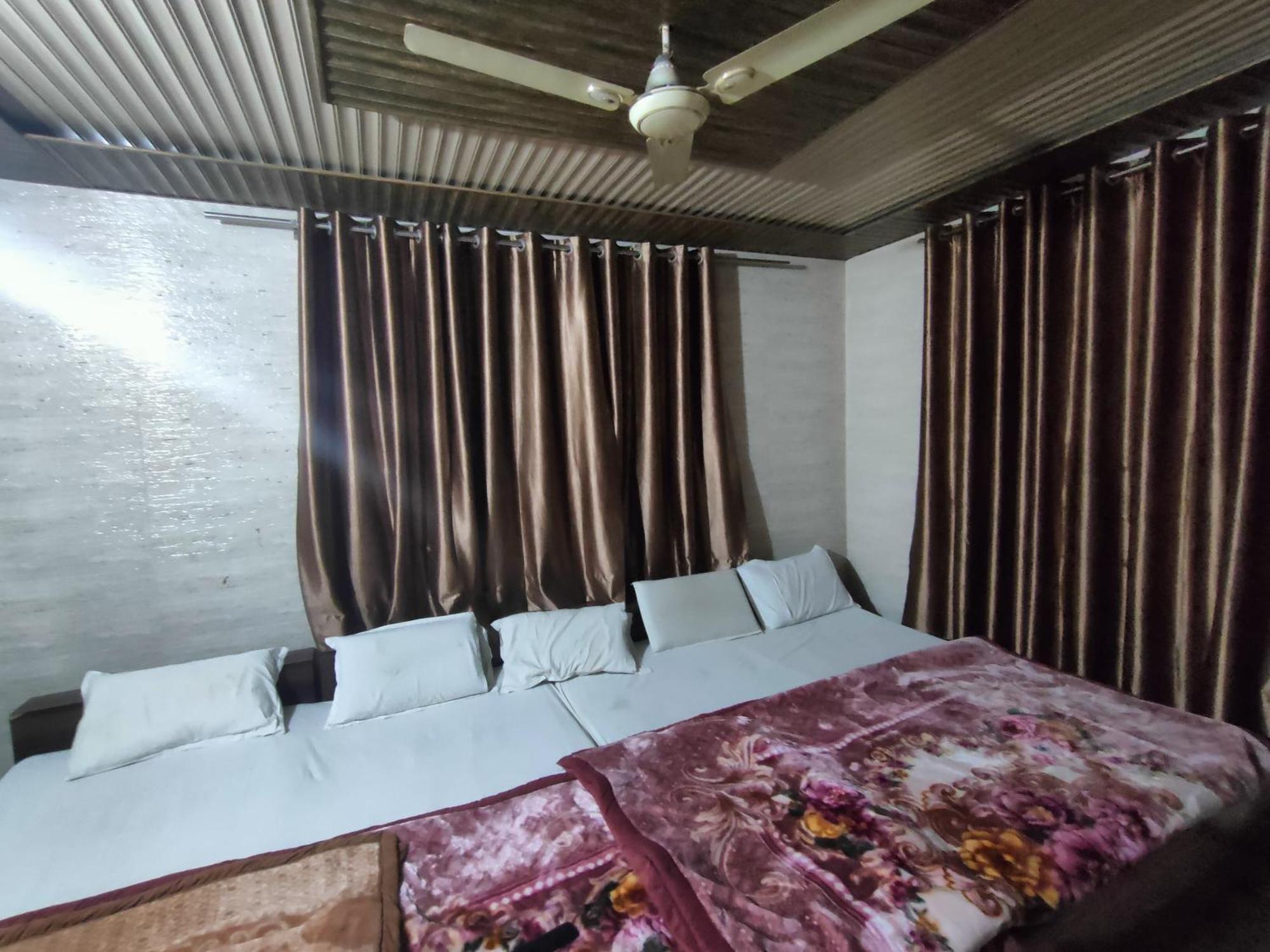 Sgh Guest House Mathura Exterior foto
